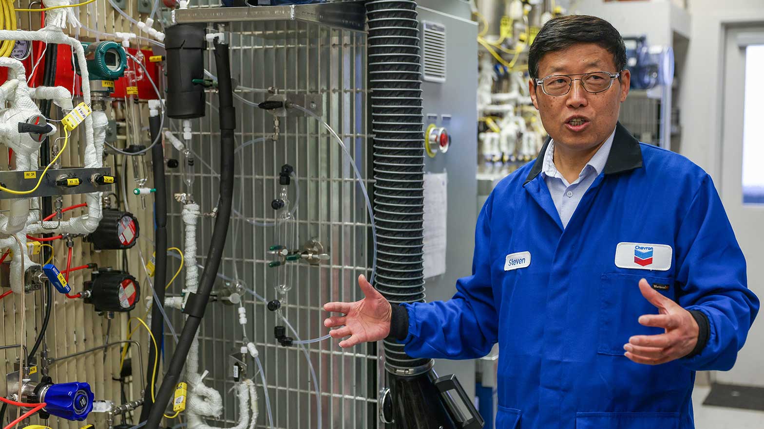 Steven Song, a Chevron consulting engineer, explains the technology behind more efficient hydrogen transportation.